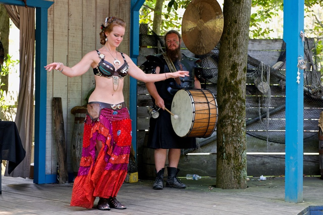 19 Photos from the Great Lakes Medieval Faire