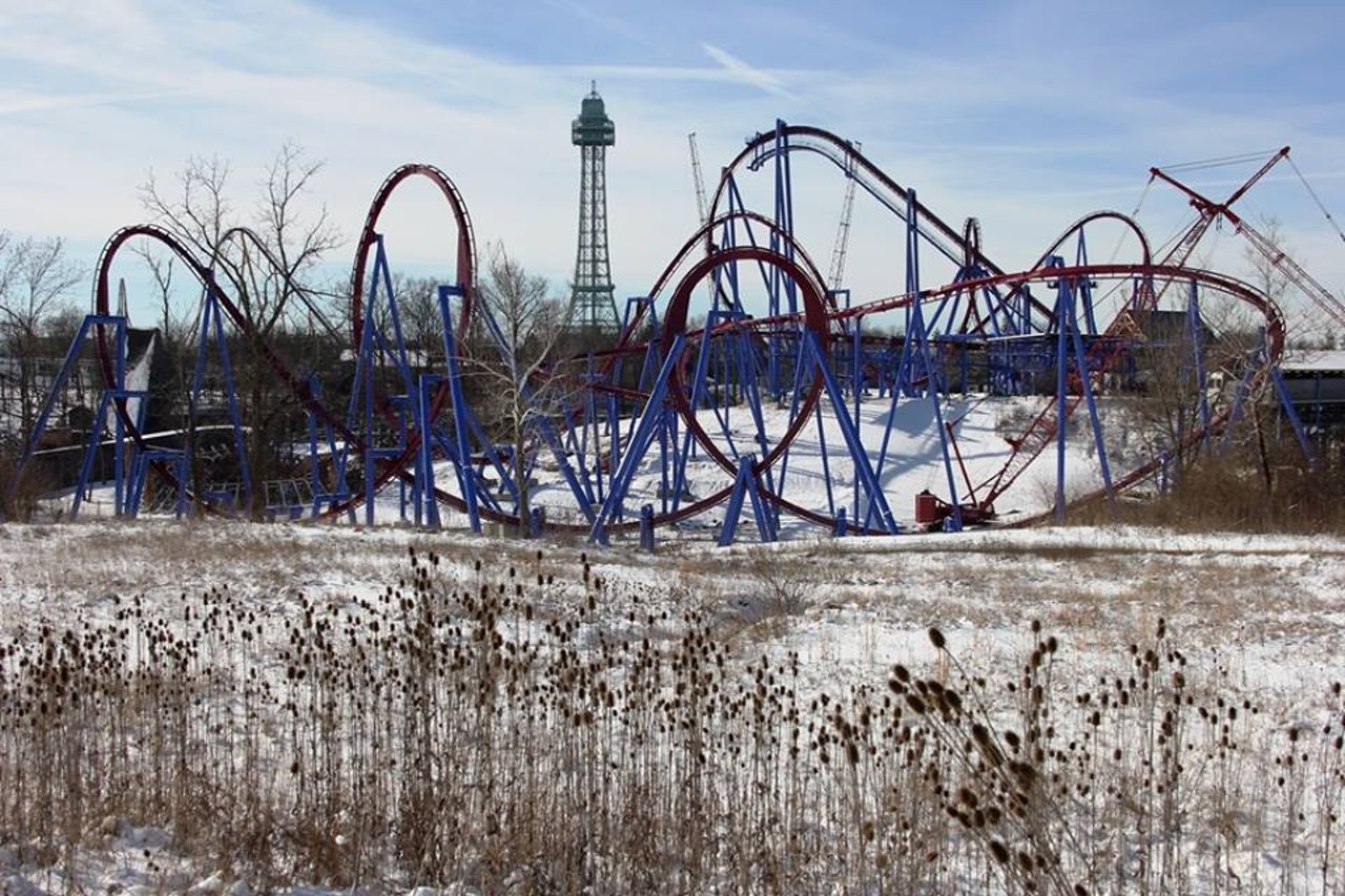 20 Photos of Snowy Ohio Amusement Parks