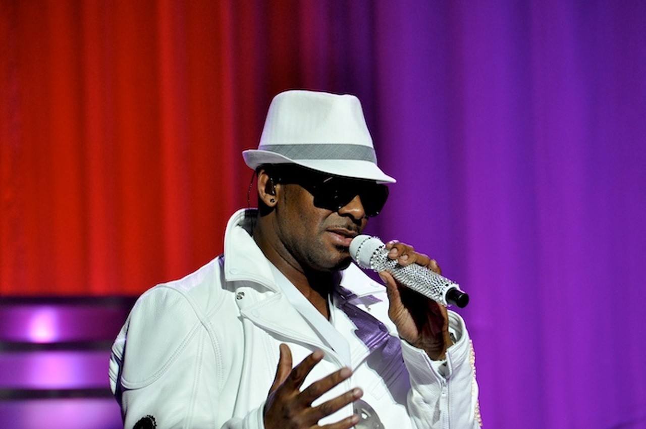 Concert Slideshow: R. Kelly at the State Theatre