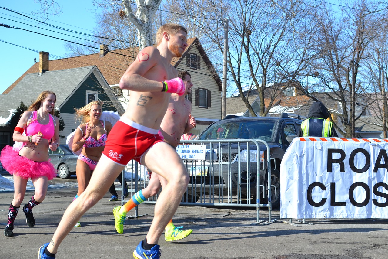 Half-Naked Running For Charity: Pictures From Saturday's Cupid's Undie Run In Tremont
