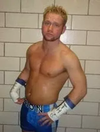 Image: "Hanidcapped Hero" Takes to the Ring