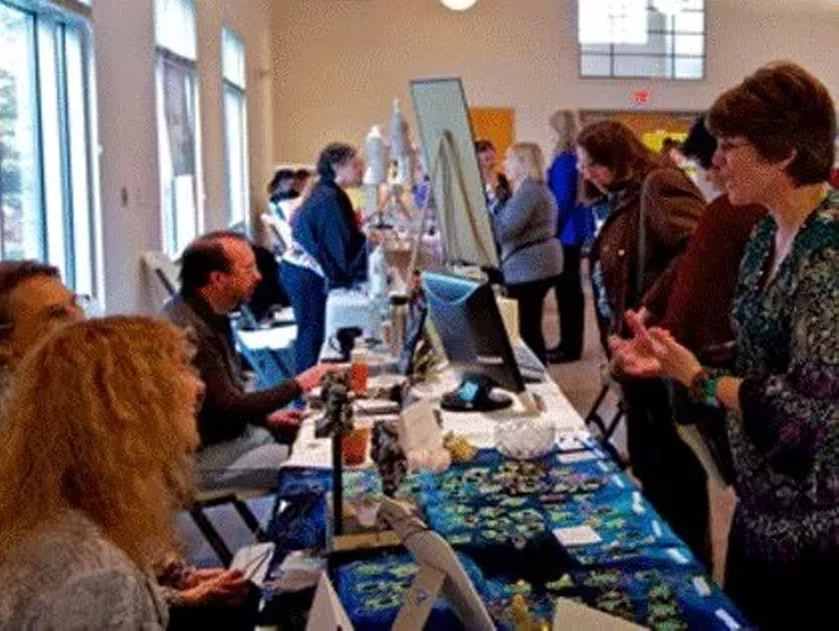 7dc31841_000-holistic-fair-pix1.webp