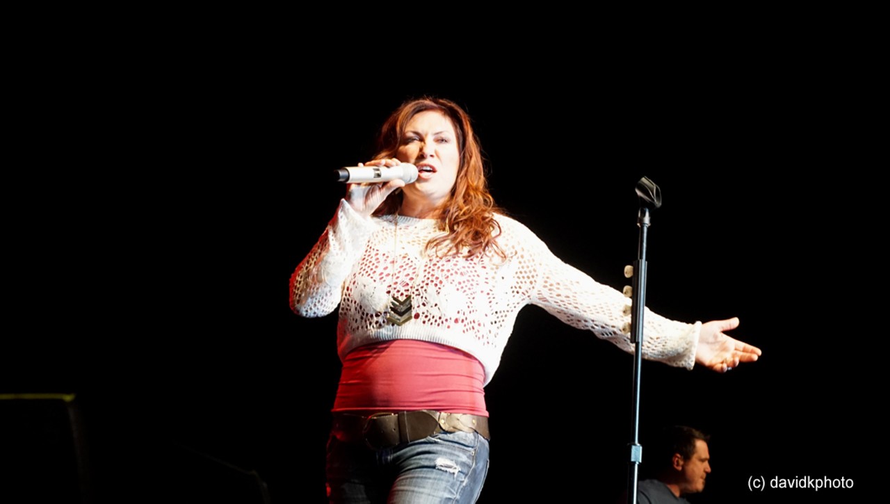 Jo Dee Messina Performing at Hard Rock Live