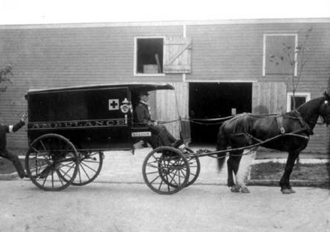 Lakewood's first ambulance service, circa 1900.