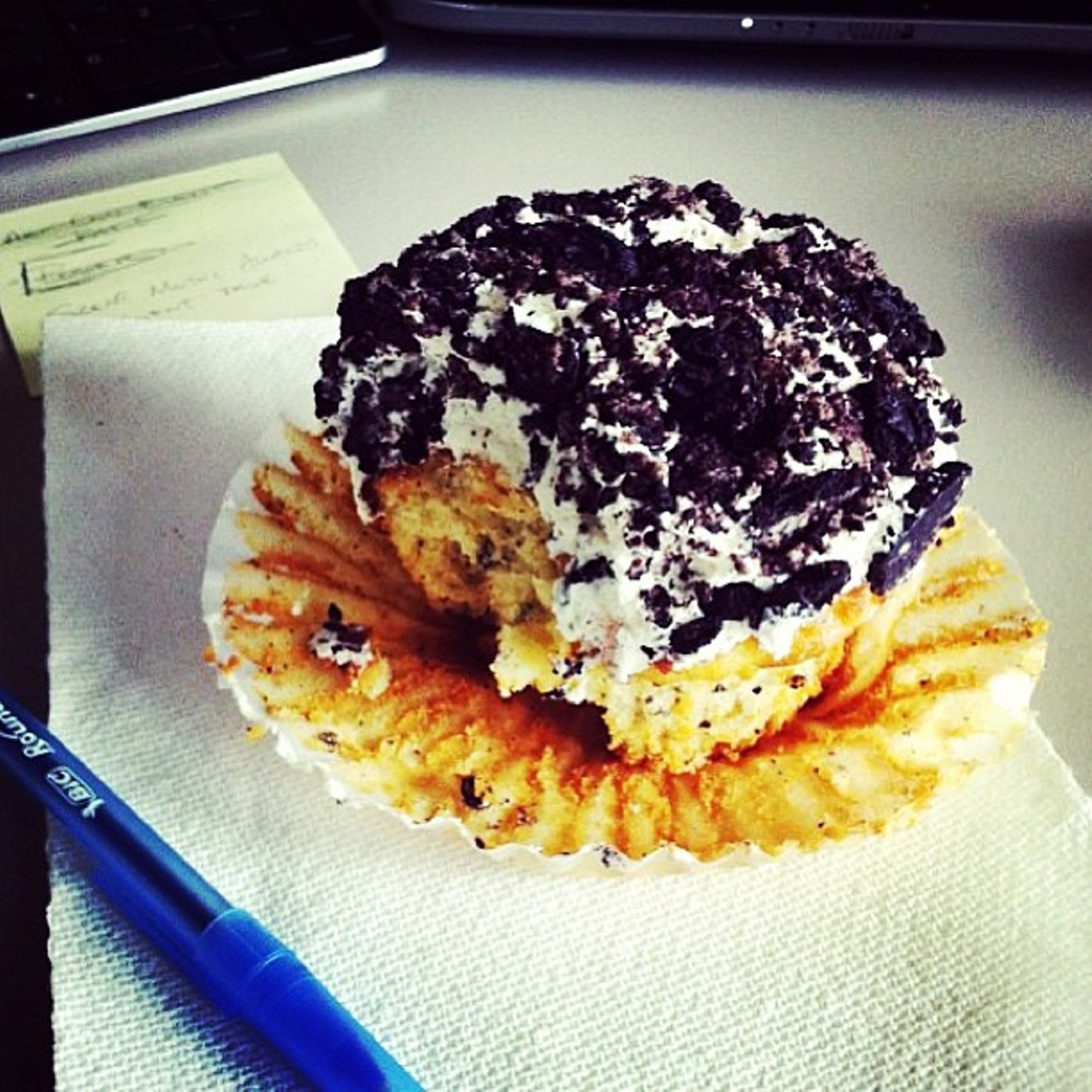 @michaelmcgrathjr thanks for this awesome pic! #regram #cookiesandcream #oreo #backtoschool #studybreak #wifi #cleveland #cupcakes #colossal #dessert #foodporn #yum #funcupcakes
