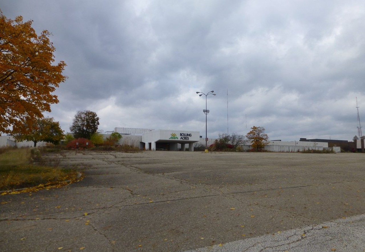 Photos of Akron's Abandoned Rolling Acres Mall