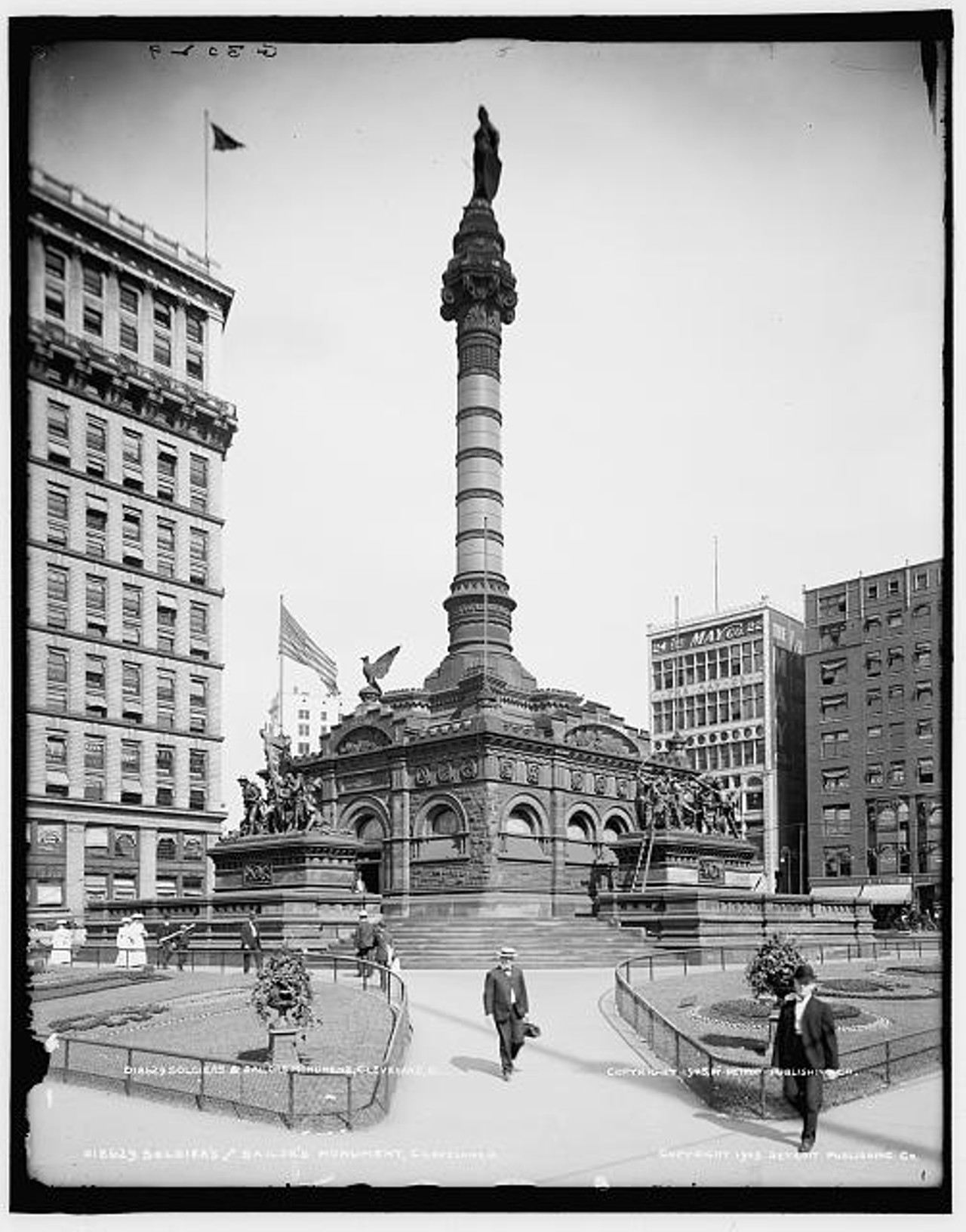 Soldiers and sailors monument, 1905.