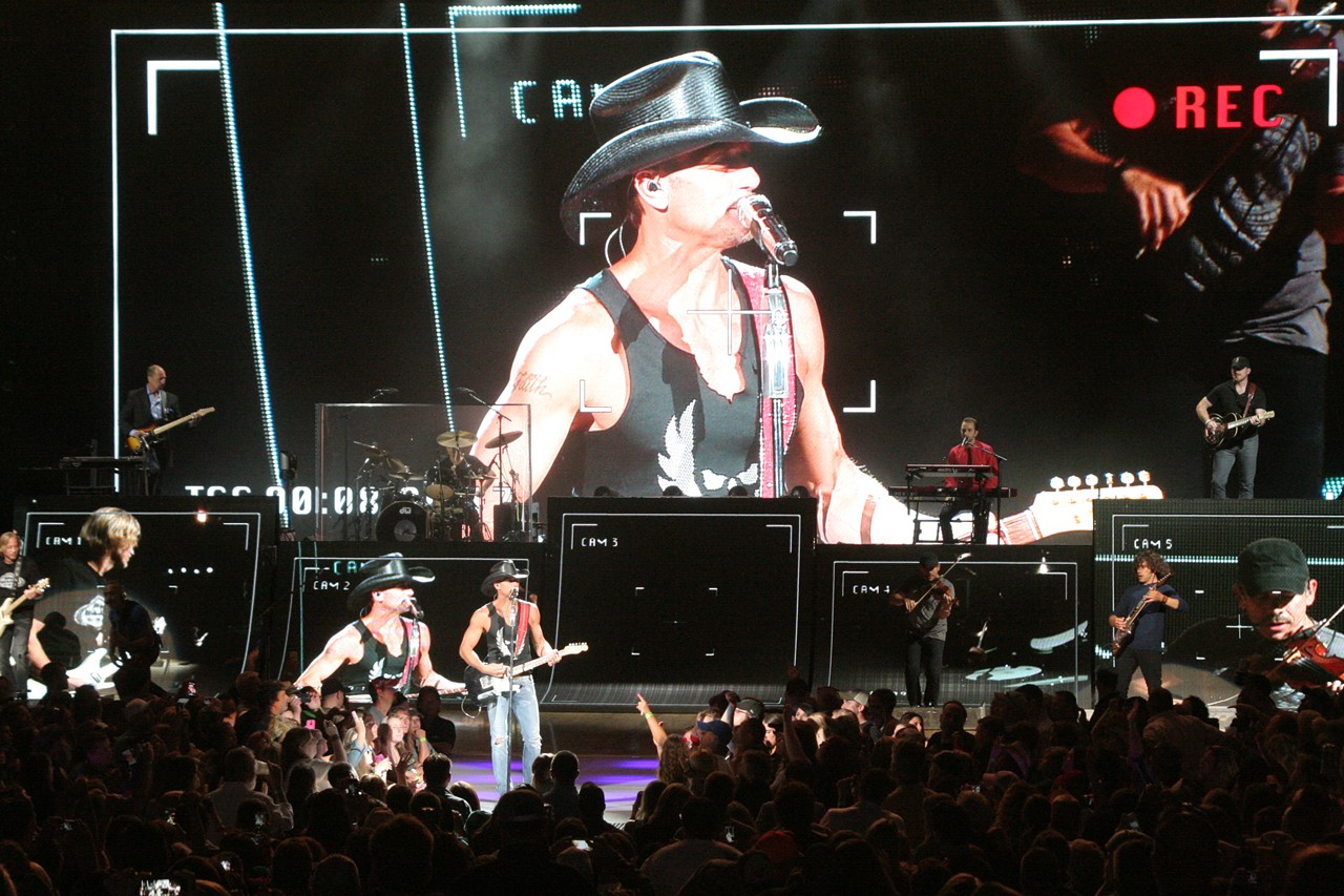 Tim McGraw Performing at Blossom Music Center