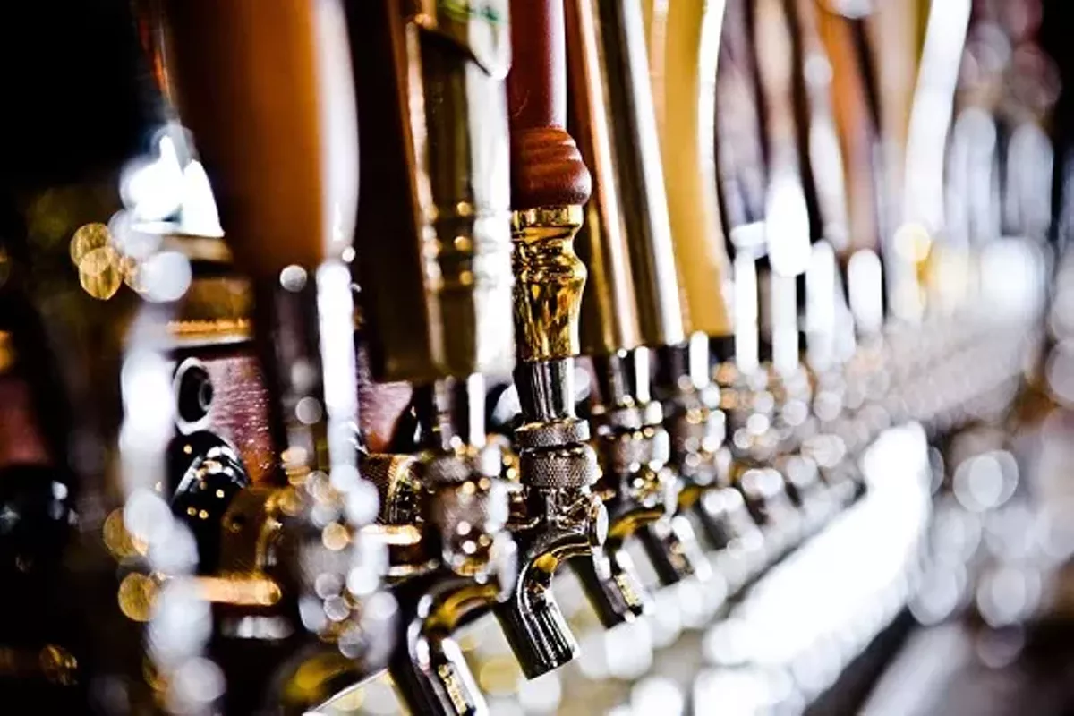 2fc9906c_craft_beer_taps.webp