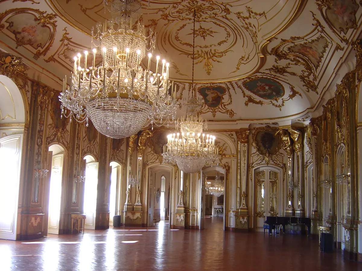 queluz_palace_ballroom_wiki.webp
