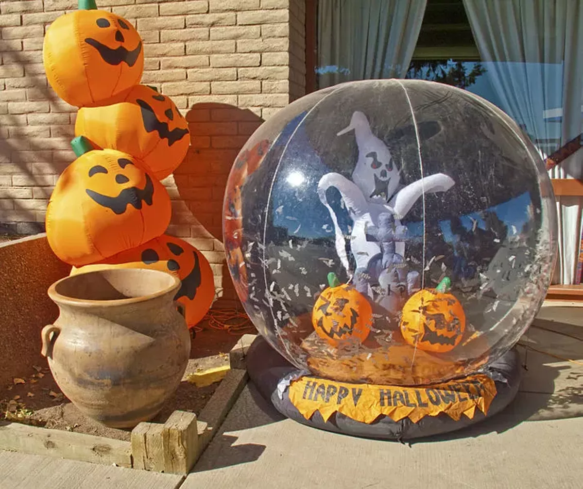 714px-trick_or_treat_4029848576.webp