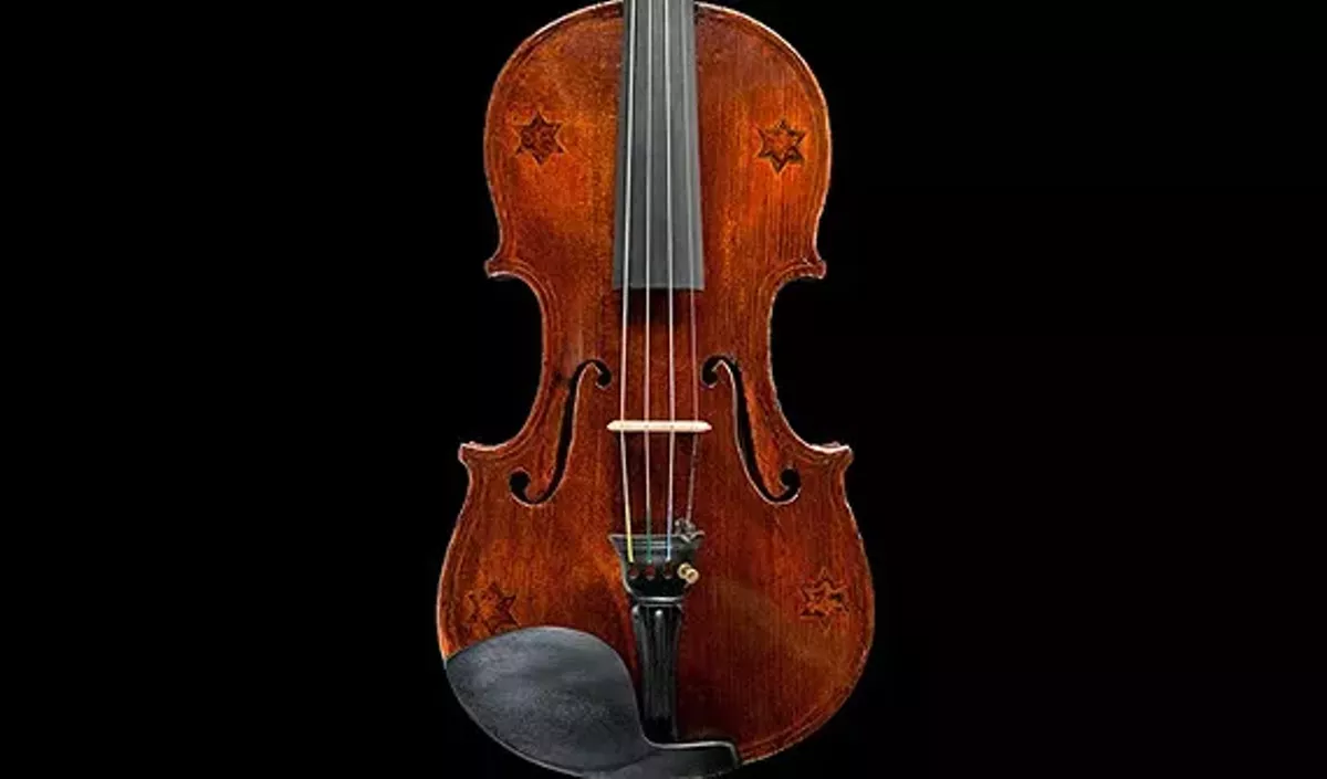 465a67d8_15mysteryoftheviolin.webp
