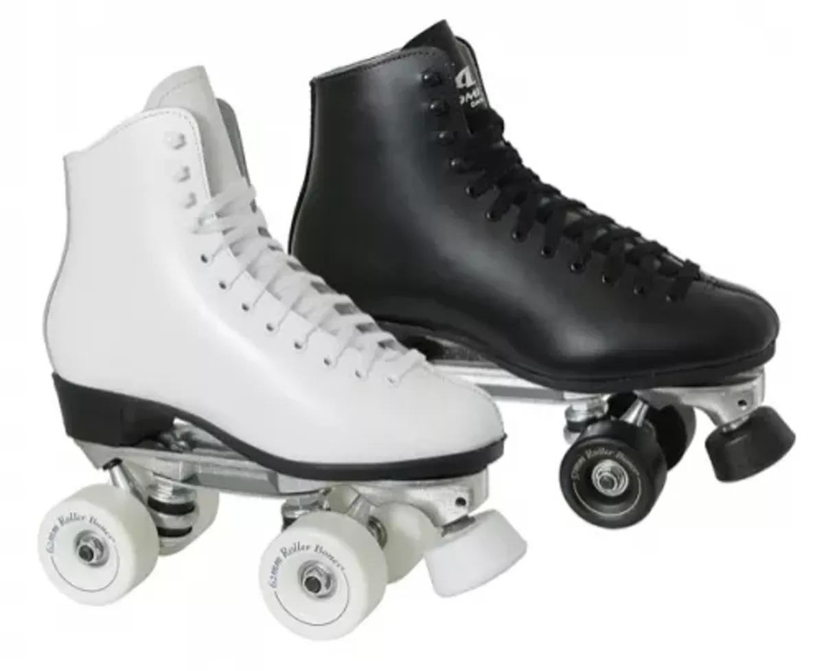 df331743_skates_black_white.webp