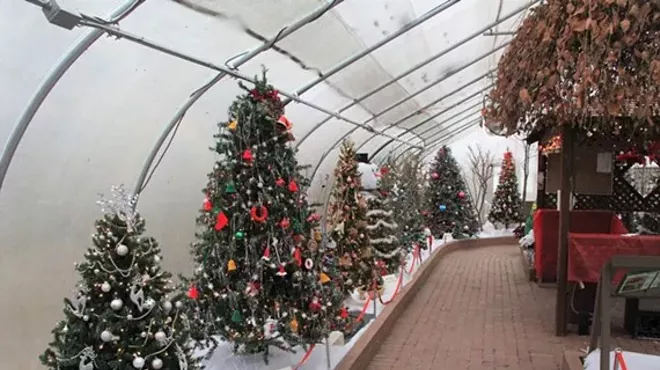 Image: Christmas at Beech Creek Gardens