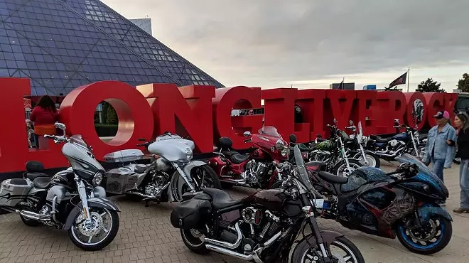 Image: Bike Night with Vini Lopez