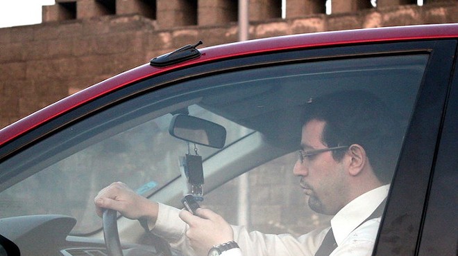 You Could Get Fined for Texting and Driving in Lakewood Starting Today