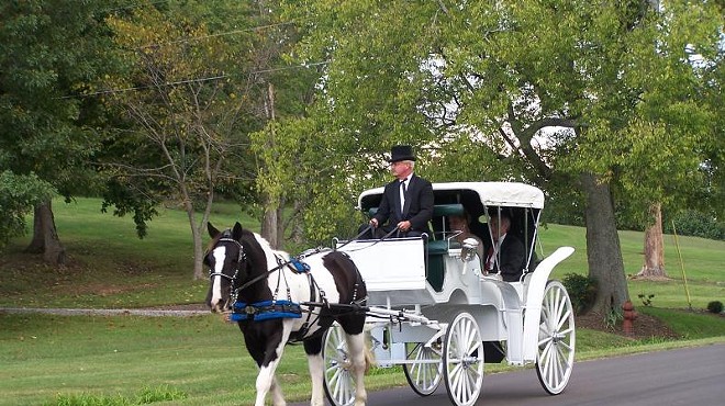 Cleveland Cultural Gardens to Host Holiday Carriage Rides in December