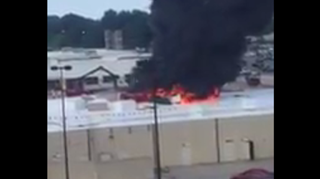 Video: Parmatown Mall's on Fire