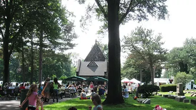 Image: Riverside Cemetery Music Festival