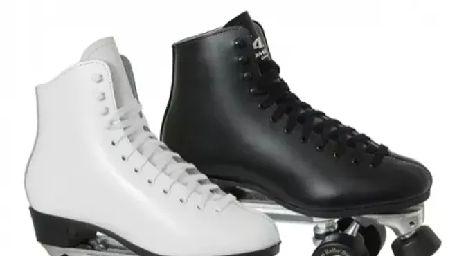 Image: Christmas Roller Skating Party