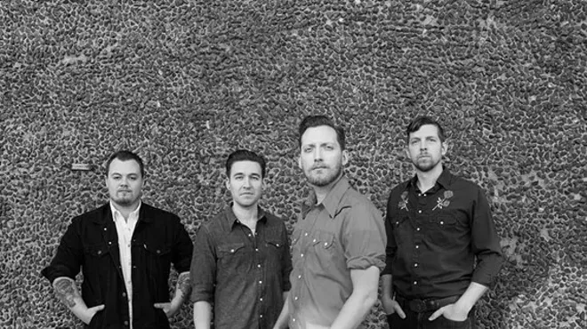 Image: Girls Guns and Glory