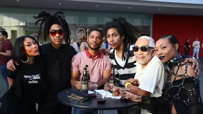 Image: MIX: Interact