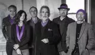 Image: 10,000 Maniacs in Concert