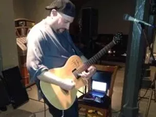 Image: Music at Main: Victor Samalot