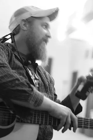 Image: Singer/Songwriter Showcase with Josh Ferro