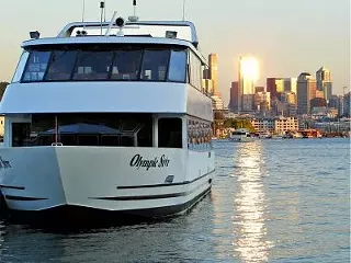 Image: Ambassador Wine Dinner Cruise with Waterways Cruises