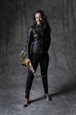 Soulful Singer/Saxophonist Vanessa Collier on 'Honey Up' Tour