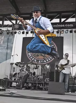 Image: Toronzo Cannon Celebrates Label Debut with Performance in Cleveland!