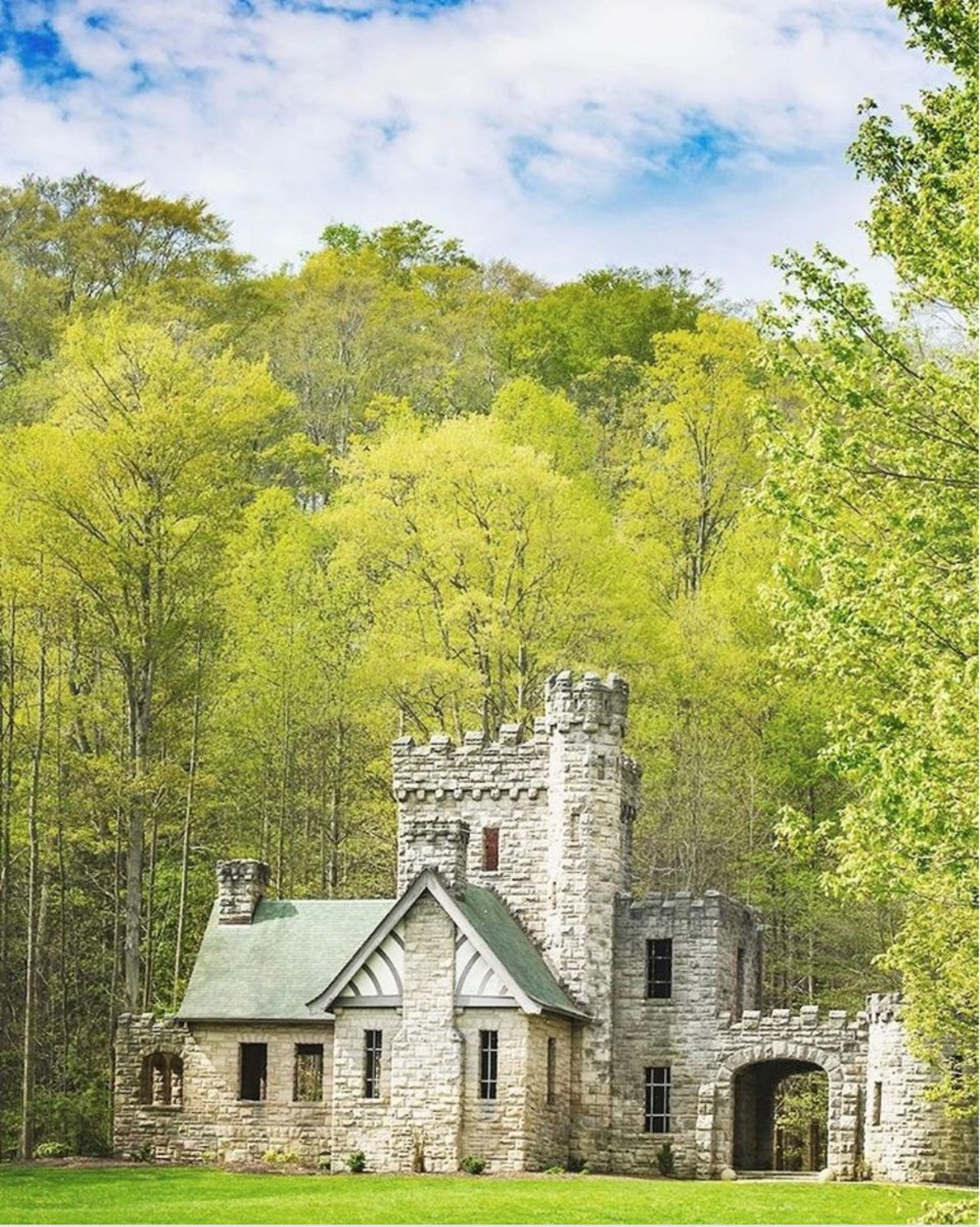 Squire&#146;s Castle
216-635-3200, River Rd., Willoughby Hills
Yes, you can find a castle in one of our Metroparks. Allegedly, sometimes late at night, you can even catch a glimpse of Mrs. Squire, who supposedly died in the castle.
Photo via bestpicsofcleveland/Instagram