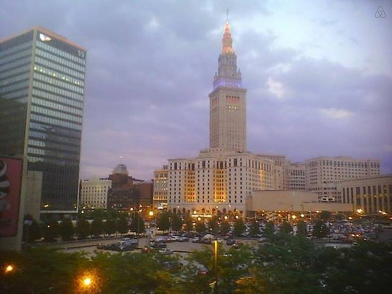 Best Cleveland view: Visitors could spend all their time on this visit sitting next to the window and staring at Tower City looming above, but with array of activities around them they won&#146;t want to. Located in the Warehouse District, this is truly one of the best views available in a Cleveland Airbnb. The condo&#146;s open floor plan is perfect for entertaining groups during your stay. Location is everything, and its location puts you only a stone&#146;s throw away from Public Square. This excellent view will cost you $120 a night. View on Airbnb.