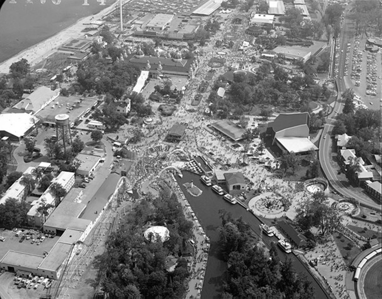 Aerial view of Cedar Point