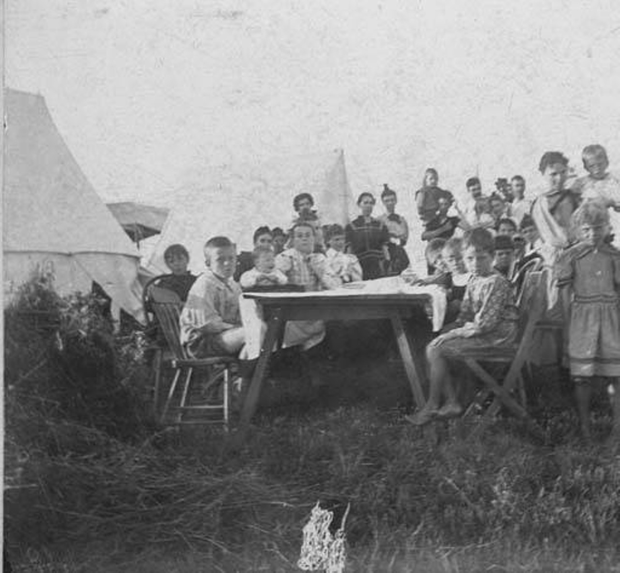 Camp Fairmount picnic (Cleveland Heights, Ohio), c. 1900