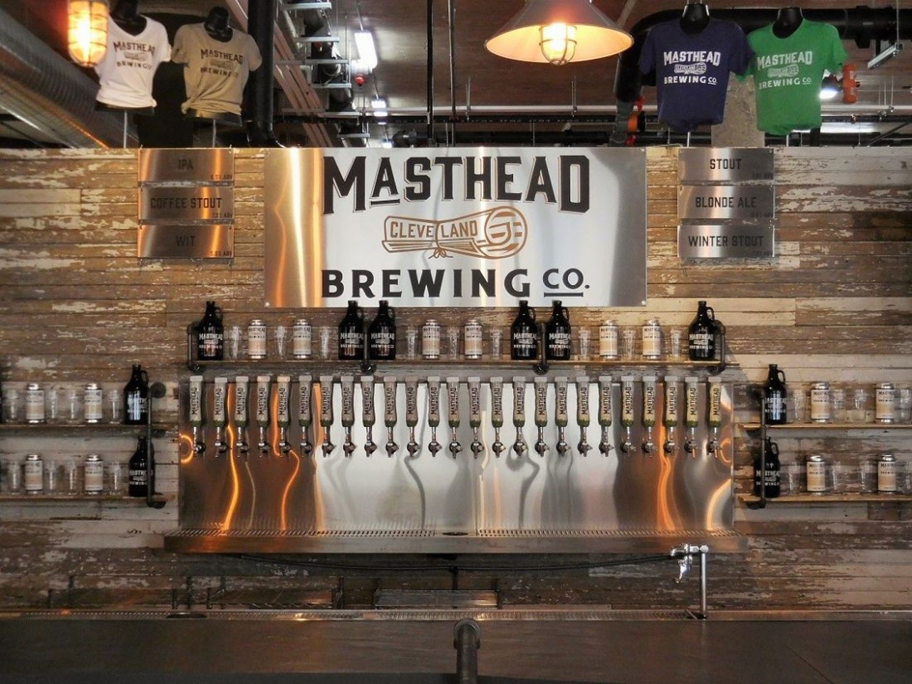  Masthead Brewing Company
1261 Superior Ave., Cleveland
If it's true (please let it be true) that man can survive on a diet of just pizza and beer, then Masthead Brewing Co. has all the requirements necessary to sustain life. But more than that, this two-year-old brewery has injected a much-needed jolt of life into an area of downtown Cleveland that desperately needed it.
Photo by Douglas Trattner