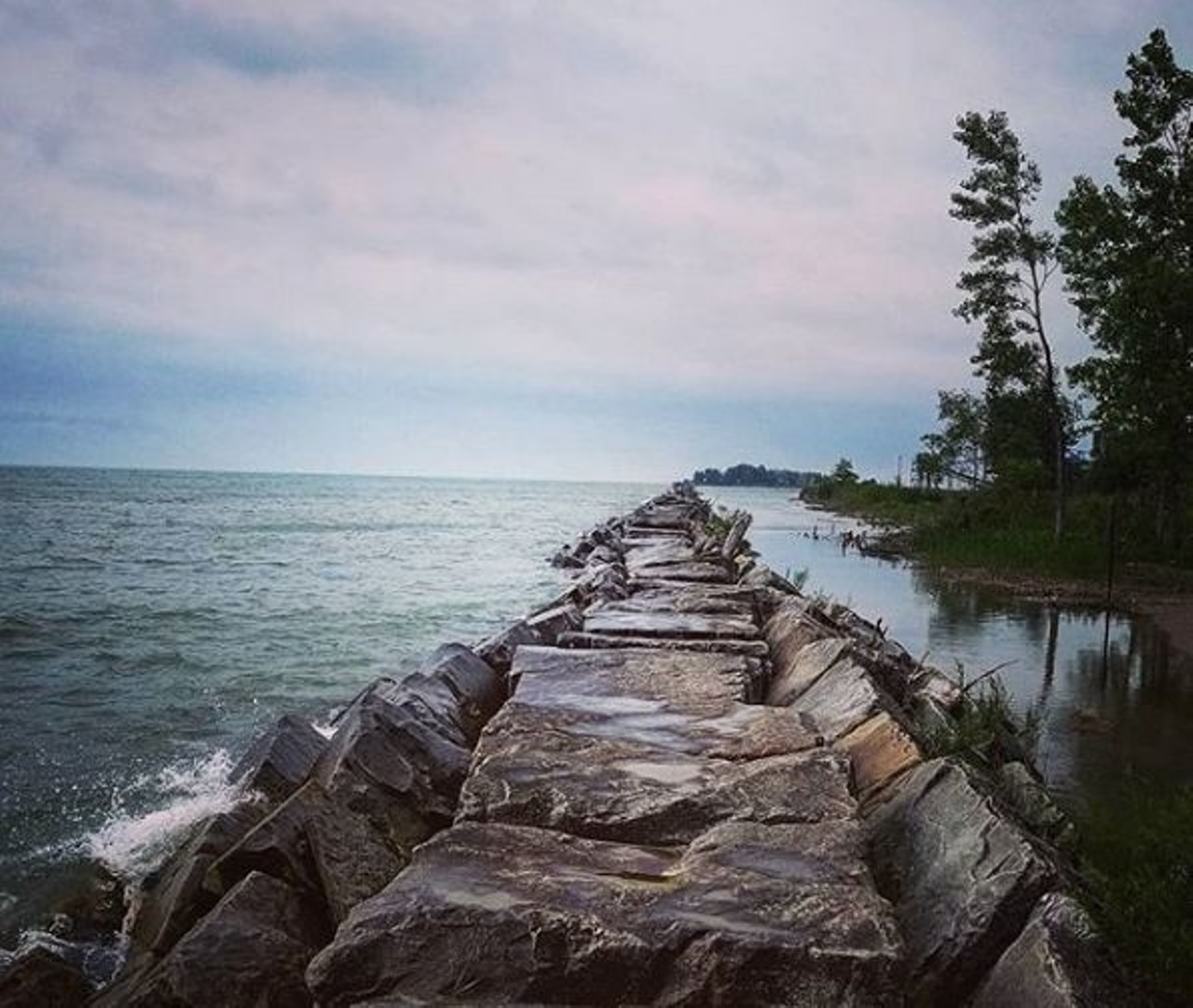  Walnut Beach Park
Walnut Blvd. & Lake Ave., Ashtabula
This park is 28 acres of natural wonder and fun, an the long, foot-friendly sandy beach is just begging for you to come explore. 
Photo via ericnfortune/Instagram