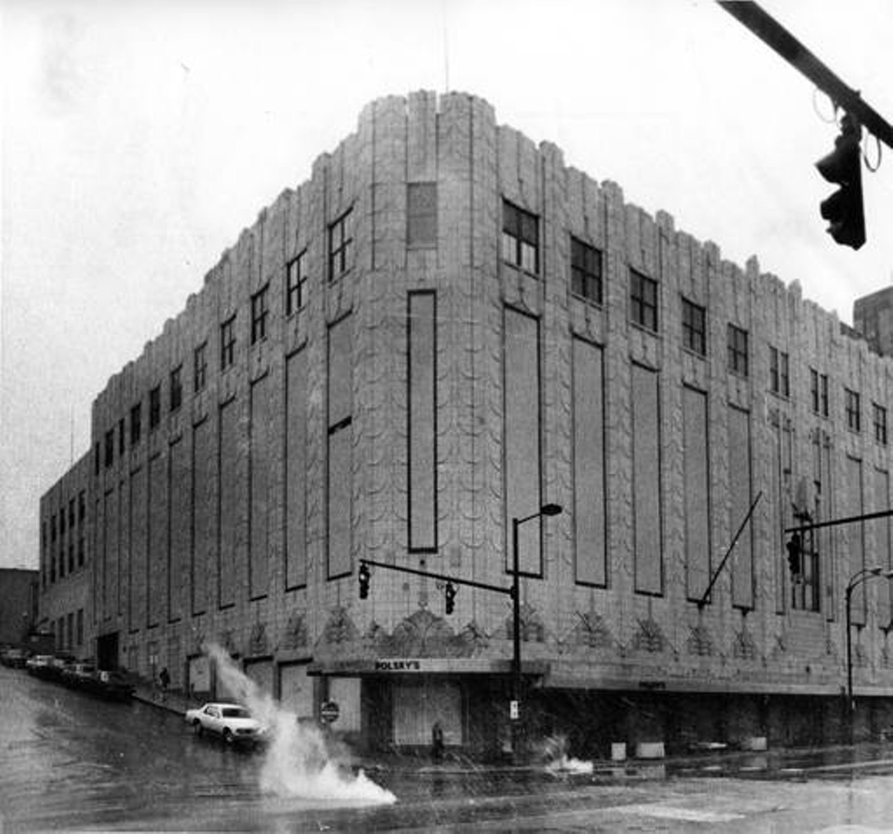 Polsky's Department Store on Main Street in 1980.