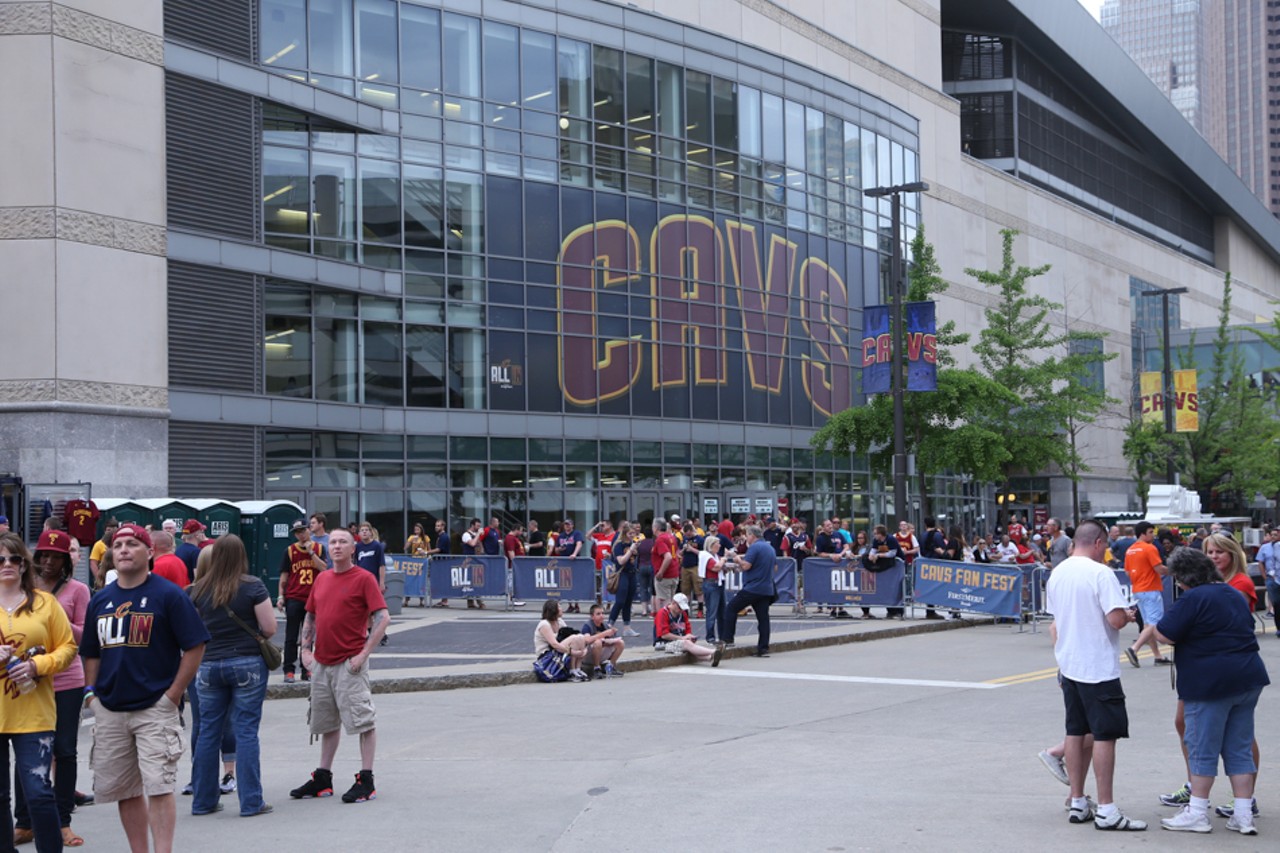 28 Photos from the Cavs vs. Hawks Game 3