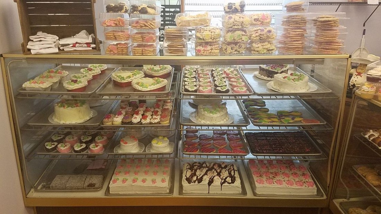  Elmwood Home Bakery
15204 Madison Ave., Lakewood
In Lakewood, this beloved bakery is a favorite amongst locals. The cakes are great for any special occasion. Or just when you want cake.
Photo via Elmwood Home Bakery/Facebook