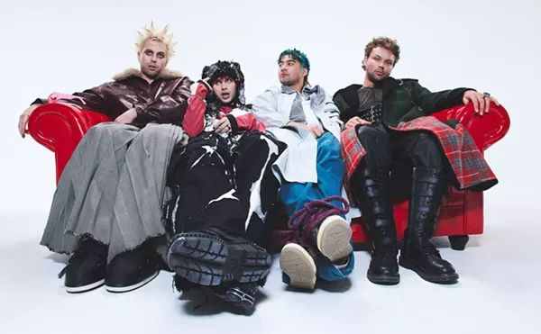 Image: 5 Seconds of Summer: EVERYONE'S A STAR! World Tour