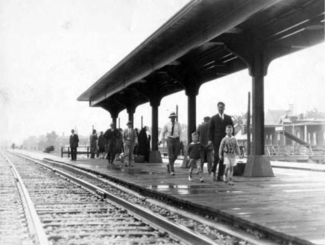  East Cleveland Railroad Platform, 1930 