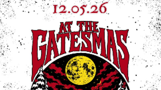 Image: At the Gatesmas