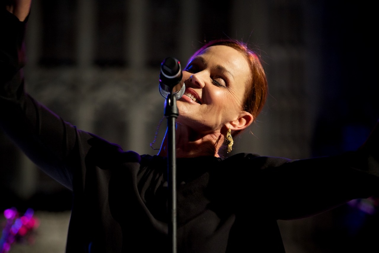 Belinda Carlisle Performing at Trinity Cathedral