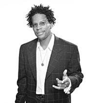 D.L. Hughley wants you to laugh at his jokes.