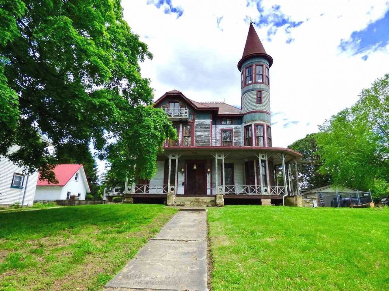For Old, Cheap Houses With Potential, It's Hard to Beat This Ohio Gem