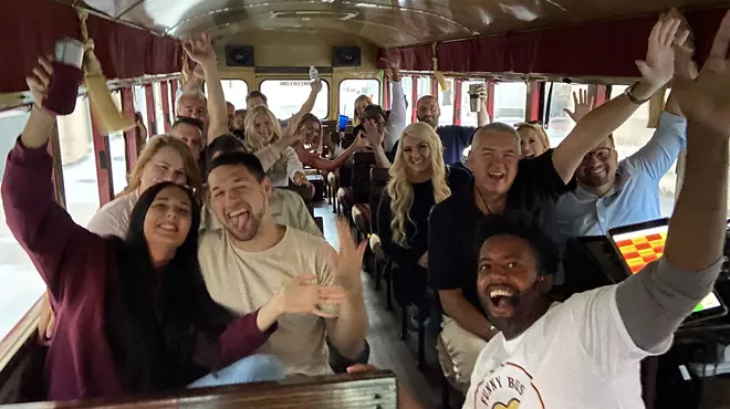 Image: Funny Bus Comedy City Tour