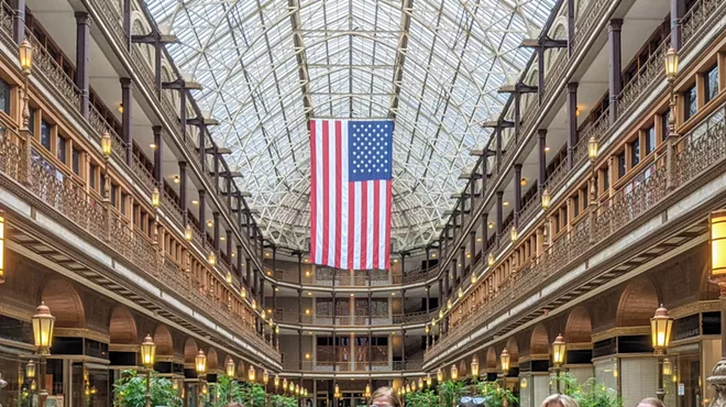 Image: Guided Walking Tour: Downtown Highlights