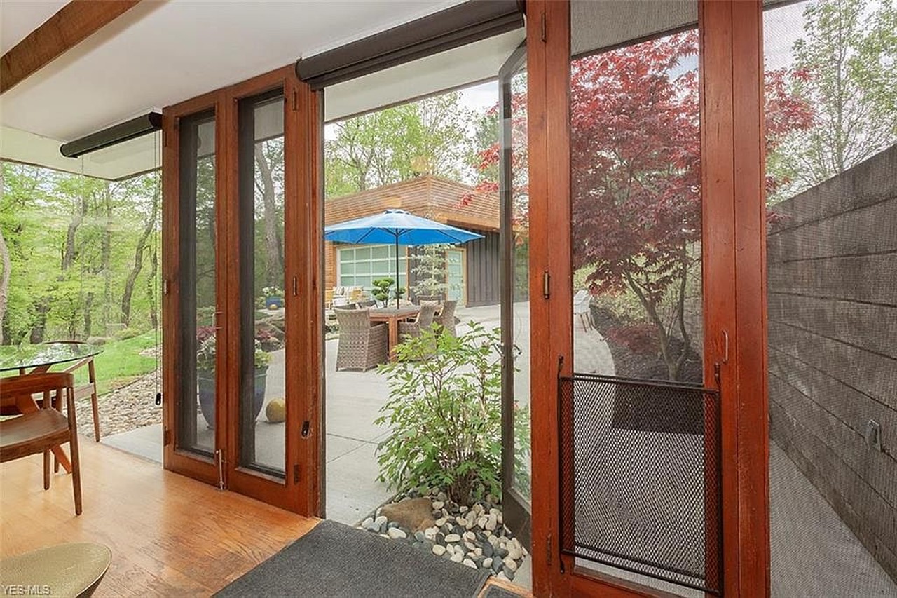 Iconic Mid-Century 'Glass House' in Chardon Now For Sale For a Reasonable Price